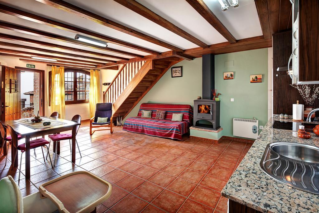 Apartamentos Bellavista Alquézar Pokój zdjęcie