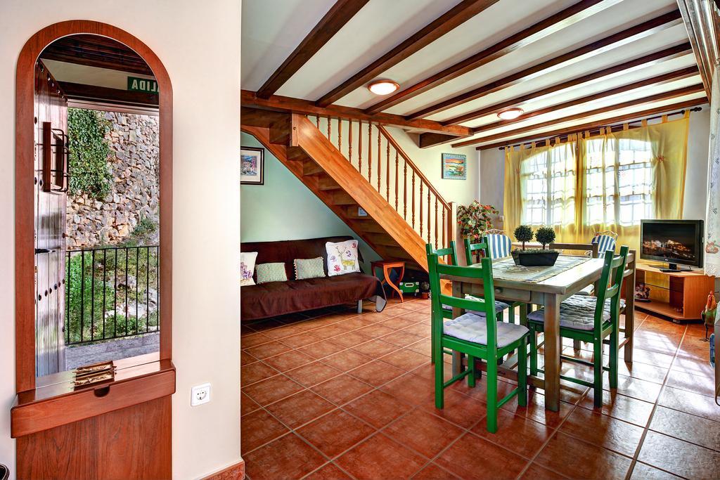 Apartamentos Bellavista Alquézar Zewnętrze zdjęcie